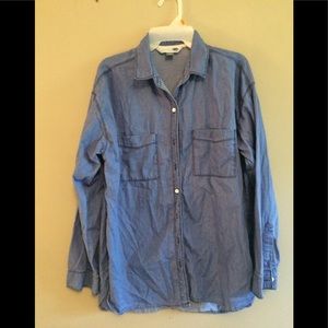 Long sleeve chambray